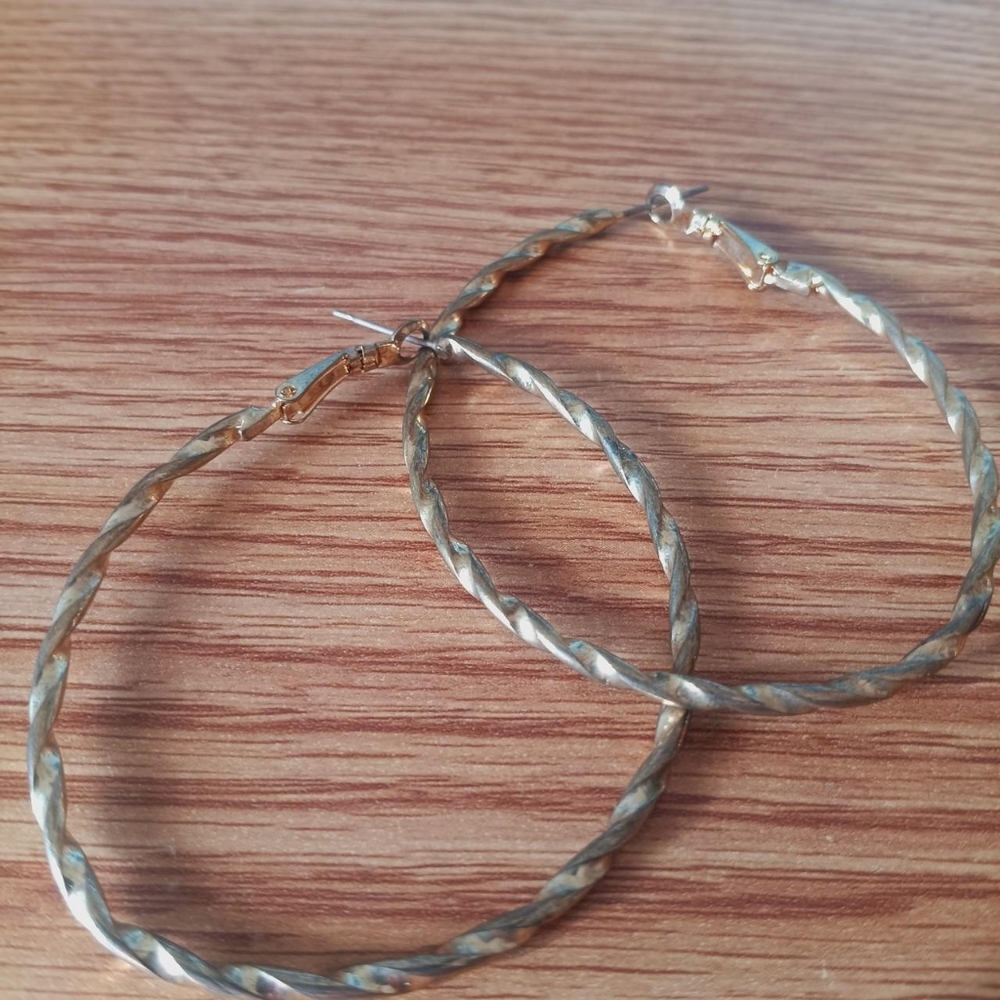 Twist Hoop Earrings